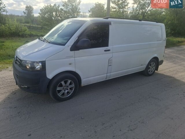 Белый Фольксваген Transporter, объемом двигателя 2 л и пробегом 251 тыс. км за 12500 $, фото 1 на Automoto.ua