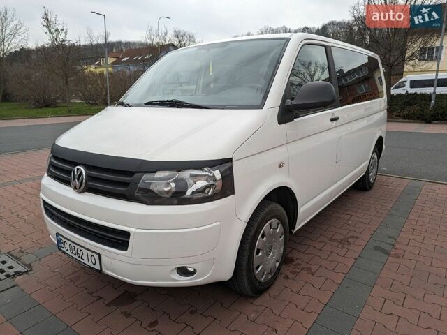 Белый Фольксваген Transporter, объемом двигателя 1.97 л и пробегом 250 тыс. км за 12500 $, фото 1 на Automoto.ua