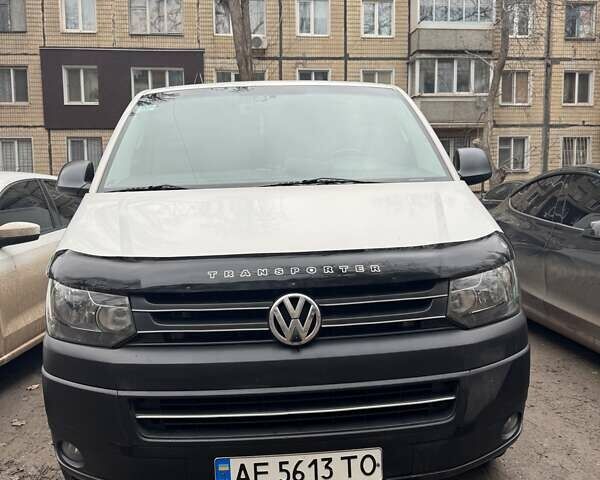 Белый Фольксваген Transporter, объемом двигателя 2 л и пробегом 290 тыс. км за 13500 $, фото 1 на Automoto.ua