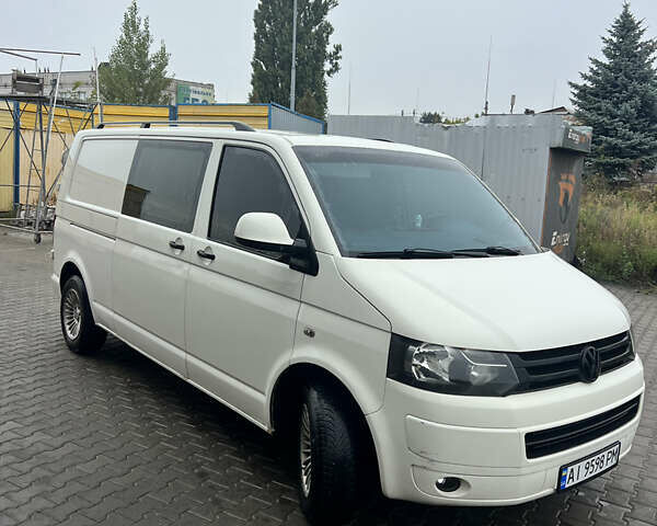 Белый Фольксваген Transporter, объемом двигателя 1.97 л и пробегом 278 тыс. км за 11000 $, фото 1 на Automoto.ua