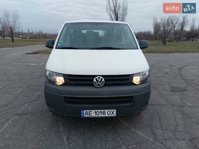 Белый Фольксваген Transporter, объемом двигателя 2 л и пробегом 276 тыс. км за 13440 $, фото 1 на Automoto.ua