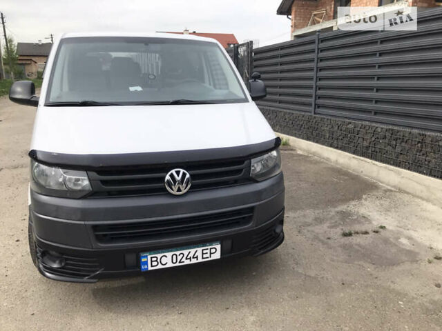 Білий Фольксваген Transporter, об'ємом двигуна 2 л та пробігом 282 тис. км за 15000 $, фото 1 на Automoto.ua