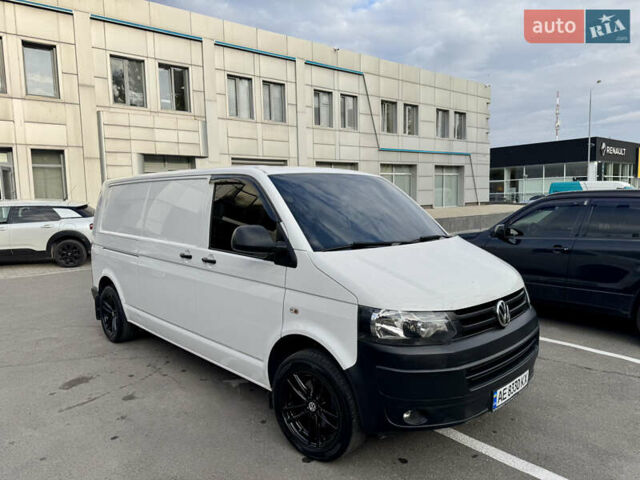 Белый Фольксваген Transporter, объемом двигателя 2 л и пробегом 254 тыс. км за 13999 $, фото 1 на Automoto.ua