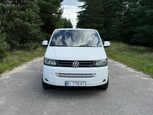 Белый Фольксваген Transporter, объемом двигателя 2 л и пробегом 359 тыс. км за 15000 $, фото 1 на Automoto.ua