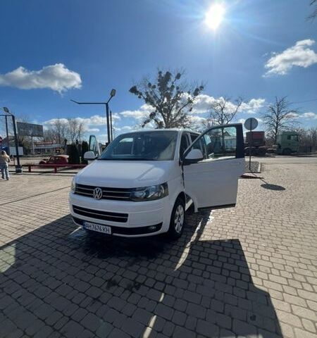 Білий Фольксваген Transporter, об'ємом двигуна 1.97 л та пробігом 150 тис. км за 18000 $, фото 1 на Automoto.ua