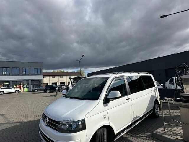 Білий Фольксваген Transporter, об'ємом двигуна 2 л та пробігом 333 тис. км за 17790 $, фото 1 на Automoto.ua