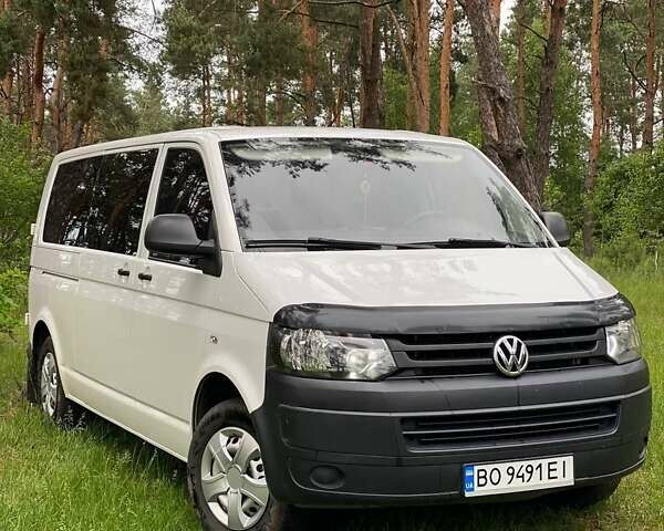 Белый Фольксваген Transporter, объемом двигателя 1.97 л и пробегом 255 тыс. км за 16900 $, фото 1 на Automoto.ua