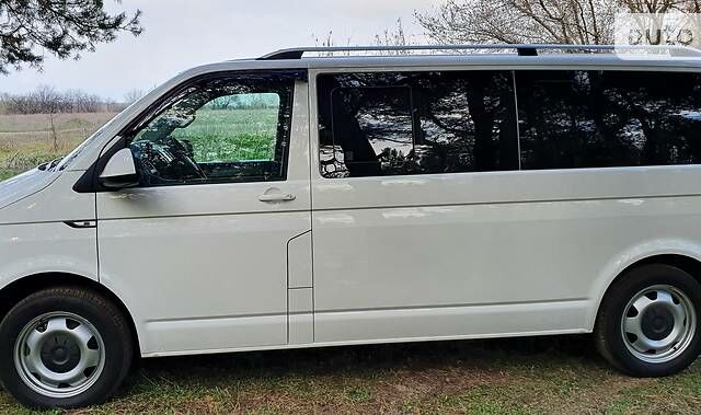 Белый Фольксваген Transporter, объемом двигателя 2 л и пробегом 270 тыс. км за 23100 $, фото 1 на Automoto.ua
