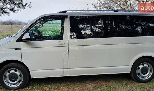 Белый Фольксваген Transporter, объемом двигателя 2 л и пробегом 270 тыс. км за 23100 $, фото 1 на Automoto.ua