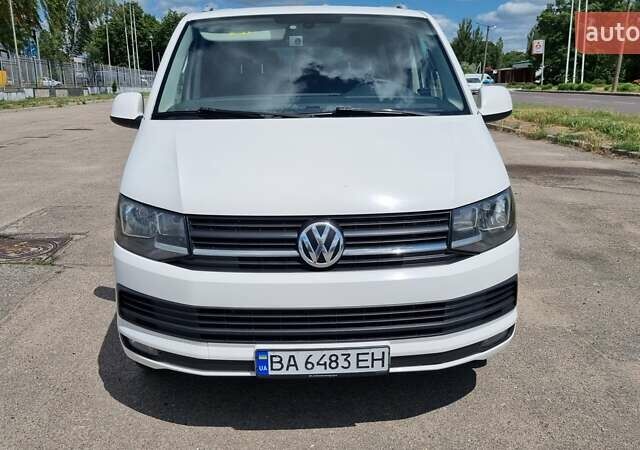 Белый Фольксваген Transporter, объемом двигателя 2 л и пробегом 270 тыс. км за 20100 $, фото 1 на Automoto.ua