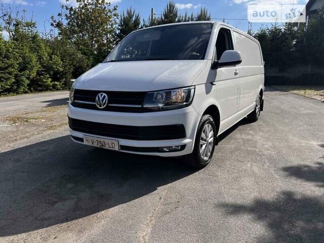 Белый Фольксваген Transporter, объемом двигателя 2 л и пробегом 198 тыс. км за 17500 $, фото 1 на Automoto.ua