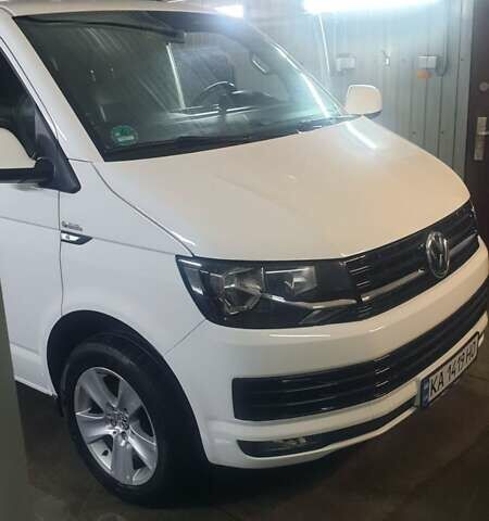 Белый Фольксваген Transporter, объемом двигателя 2 л и пробегом 240 тыс. км за 23000 $, фото 1 на Automoto.ua