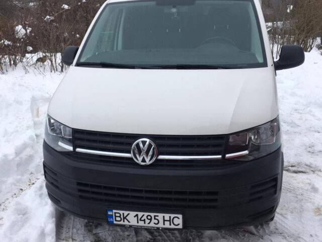 Белый Фольксваген Transporter, объемом двигателя 2 л и пробегом 137 тыс. км за 22500 $, фото 1 на Automoto.ua