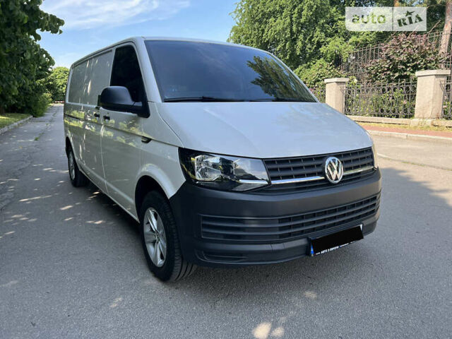 Белый Фольксваген Transporter, объемом двигателя 2 л и пробегом 278 тыс. км за 18200 $, фото 1 на Automoto.ua