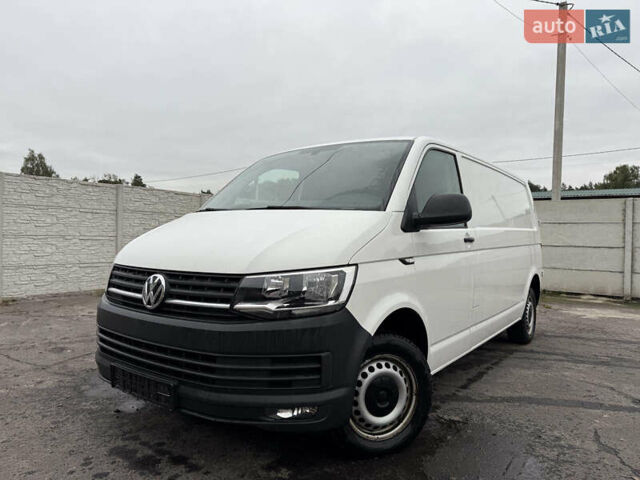 Білий Фольксваген Transporter, об'ємом двигуна 2 л та пробігом 252 тис. км за 18750 $, фото 1 на Automoto.ua