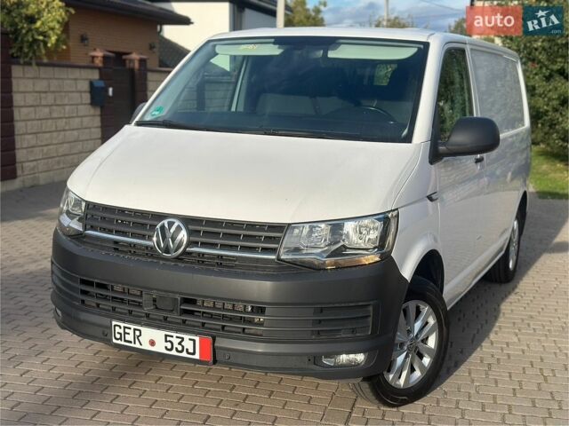 Білий Фольксваген Transporter, об'ємом двигуна 2 л та пробігом 316 тис. км за 16999 $, фото 1 на Automoto.ua