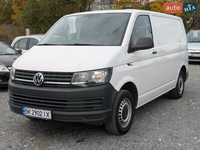 Белый Фольксваген Transporter, объемом двигателя 2 л и пробегом 278 тыс. км за 17550 $, фото 1 на Automoto.ua