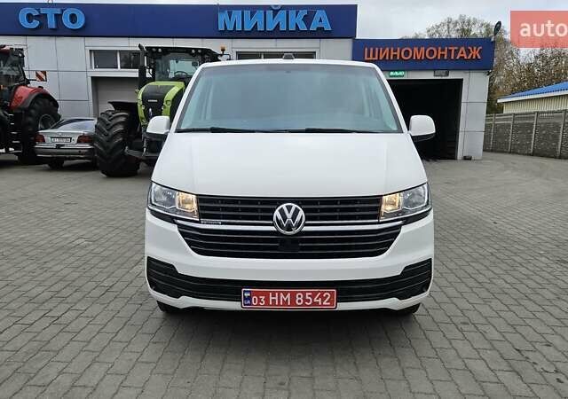 Белый Фольксваген Transporter, объемом двигателя 1.97 л и пробегом 276 тыс. км за 25550 $, фото 1 на Automoto.ua