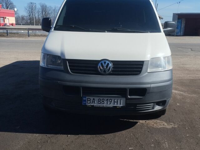 Білий Фольксваген Transporter, об'ємом двигуна 1.9 л та пробігом 412 тис. км за 7500 $, фото 1 на Automoto.ua