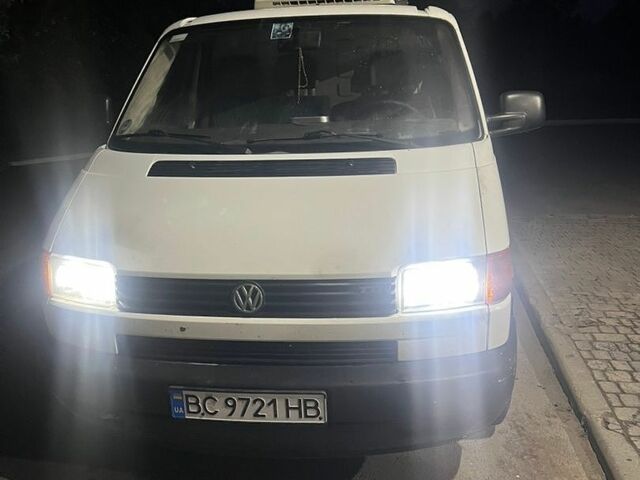 Білий Фольксваген Transporter, об'ємом двигуна 2.46 л та пробігом 606 тис. км за 6500 $, фото 1 на Automoto.ua