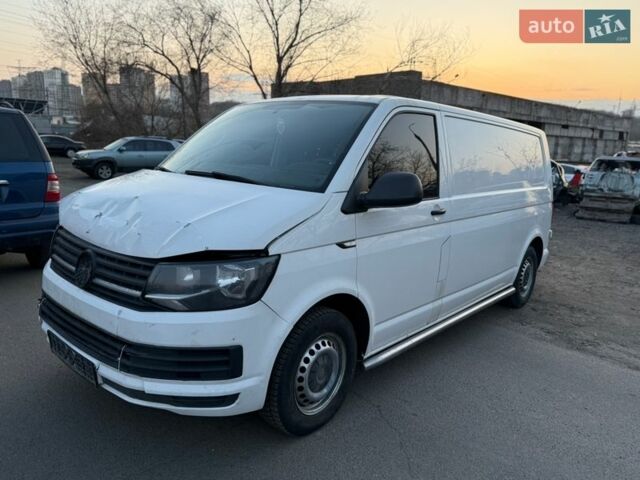 Белый Фольксваген Transporter, объемом двигателя 2 л и пробегом 400 тыс. км за 10700 $, фото 1 на Automoto.ua