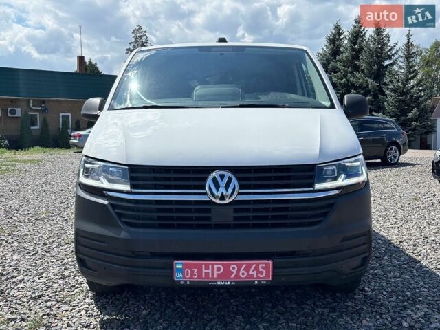 Белый Фольксваген Transporter, объемом двигателя 2 л и пробегом 217 тыс. км за 22500 $, фото 1 на Automoto.ua
