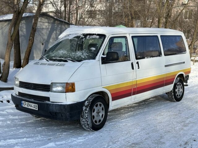 Белый Фольксваген Transporter, объемом двигателя 1.9 л и пробегом 500 тыс. км за 4000 $, фото 1 на Automoto.ua