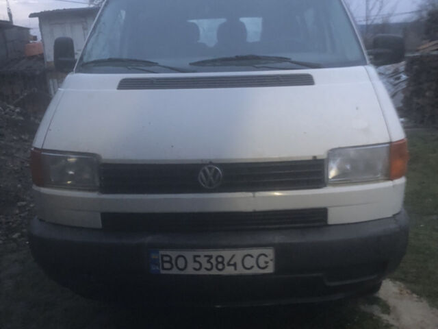 Белый Фольксваген Transporter, объемом двигателя 1.9 л и пробегом 340 тыс. км за 4800 $, фото 1 на Automoto.ua