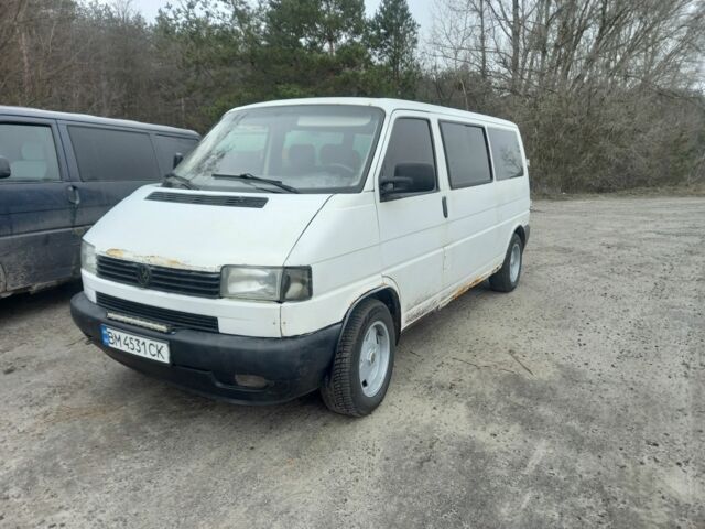 Белый Фольксваген Transporter, объемом двигателя 2.5 л и пробегом 200 тыс. км за 3999 $, фото 1 на Automoto.ua