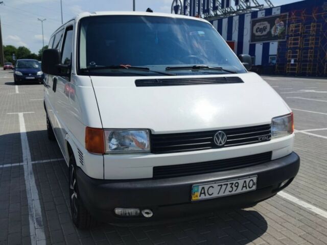 Білий Фольксваген Transporter, об'ємом двигуна 2.5 л та пробігом 172 тис. км за 9000 $, фото 1 на Automoto.ua