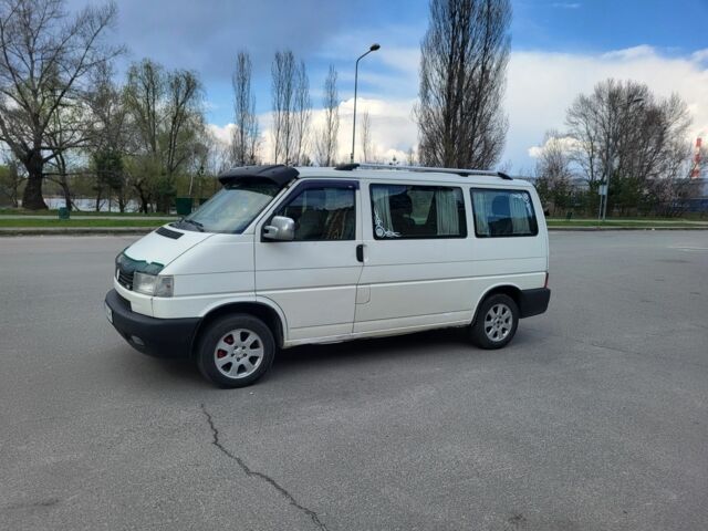 Белый Фольксваген Transporter, объемом двигателя 2.5 л и пробегом 290 тыс. км за 6200 $, фото 1 на Automoto.ua