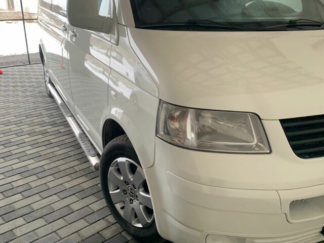 Білий Фольксваген Transporter, об'ємом двигуна 2.5 л та пробігом 40 тис. км за 9999 $, фото 1 на Automoto.ua