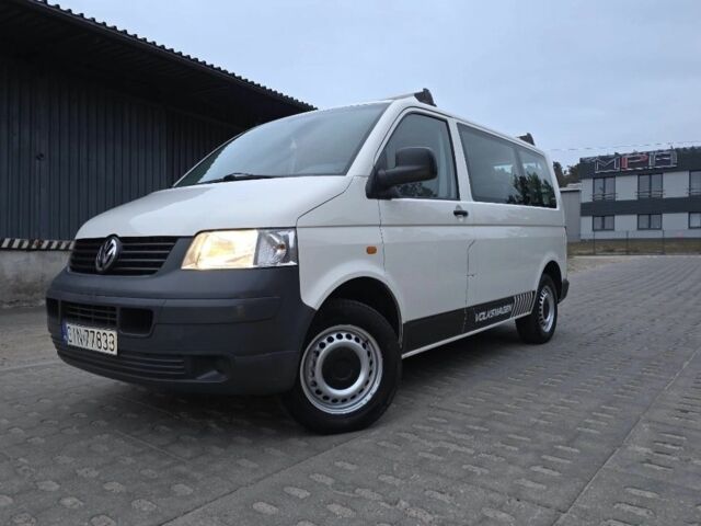 Белый Фольксваген Transporter, объемом двигателя 1.9 л и пробегом 350 тыс. км за 4725 $, фото 1 на Automoto.ua