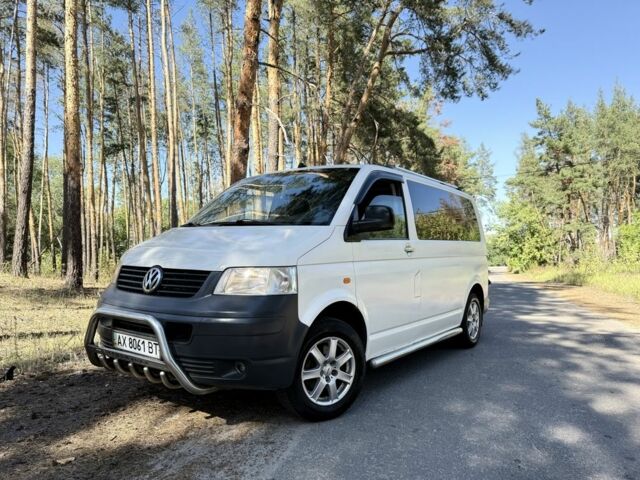 Білий Фольксваген Transporter, об'ємом двигуна 1.9 л та пробігом 300 тис. км за 6496 $, фото 1 на Automoto.ua