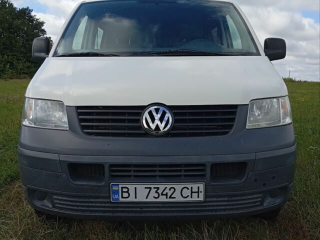 Білий Фольксваген Transporter, об'ємом двигуна 1.9 л та пробігом 260 тис. км за 7700 $, фото 1 на Automoto.ua