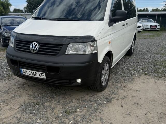 Білий Фольксваген Transporter, об'ємом двигуна 1.9 л та пробігом 300 тис. км за 7103 $, фото 1 на Automoto.ua