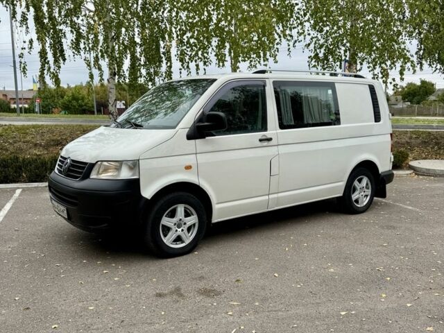 Белый Фольксваген Transporter, объемом двигателя 1.9 л и пробегом 305 тыс. км за 7500 $, фото 1 на Automoto.ua