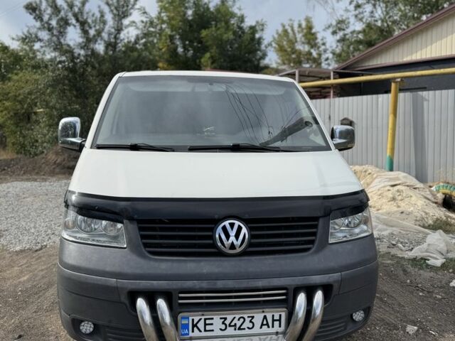 Білий Фольксваген Transporter, об'ємом двигуна 1.9 л та пробігом 423 тис. км за 8000 $, фото 1 на Automoto.ua
