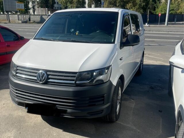 Белый Фольксваген Transporter, объемом двигателя 2 л и пробегом 238 тыс. км за 16000 $, фото 1 на Automoto.ua