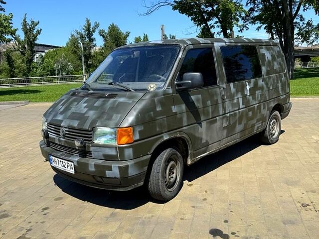 Білий Фольксваген Transporter, об'ємом двигуна 1.9 л та пробігом 325 тис. км за 3700 $, фото 1 на Automoto.ua