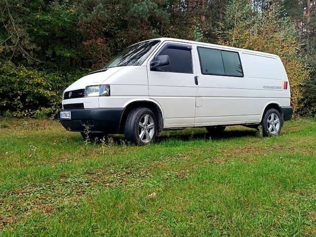 Фольксваген Transporter 2002 в Дубно на Automoto.ua Белый Фольксваген Transporter, объемом двигателя 2.5 л и пробегом 387 тыс. км за 6300 $, фото 1 на Automoto.ua