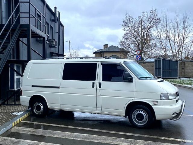 Белый Фольксваген Transporter, объемом двигателя 2.5 л и пробегом 535 тыс. км за 5700 $, фото 1 на Automoto.ua