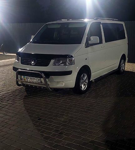 Білий Фольксваген Transporter, об'ємом двигуна 1.9 л та пробігом 350 тис. км за 7777 $, фото 1 на Automoto.ua