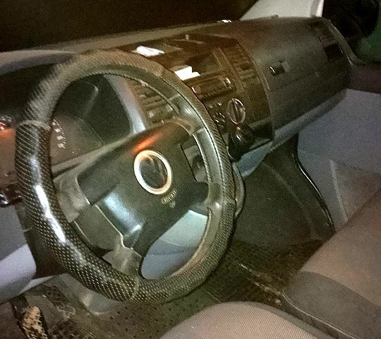 Белый Фольксваген Transporter, объемом двигателя 2.5 л и пробегом 400 тыс. км за 7500 $, фото 1 на Automoto.ua