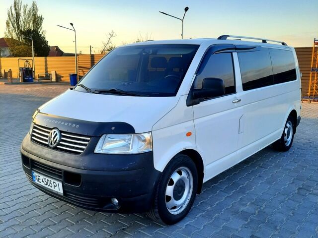 Фольксваген Transporter 2006 в Николаеве на Automoto.ua Белый Фольксваген Transporter, объемом двигателя 2.5 л и пробегом 0 тыс. км за 9500 $, фото 1 на Automoto.ua