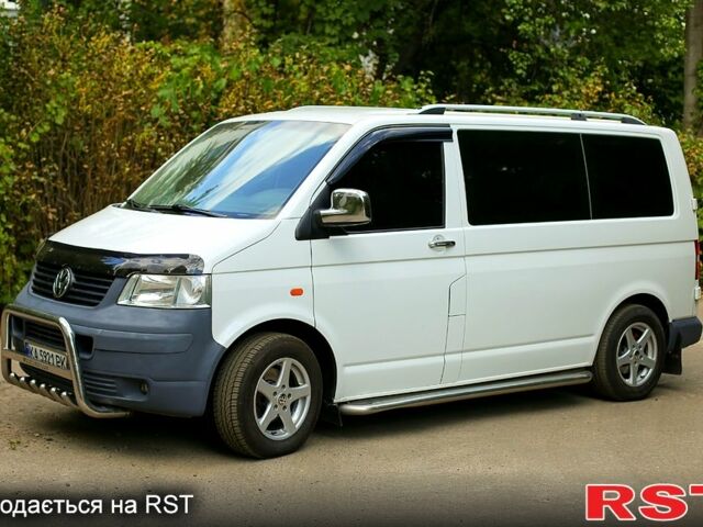 Белый Фольксваген Transporter, объемом двигателя 1.9 л и пробегом 311 тыс. км за 10500 $, фото 1 на Automoto.ua