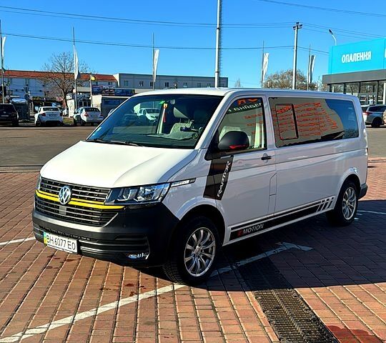 Белый Фольксваген Transporter, объемом двигателя 2 л и пробегом 192 тыс. км за 19560 $, фото 1 на Automoto.ua