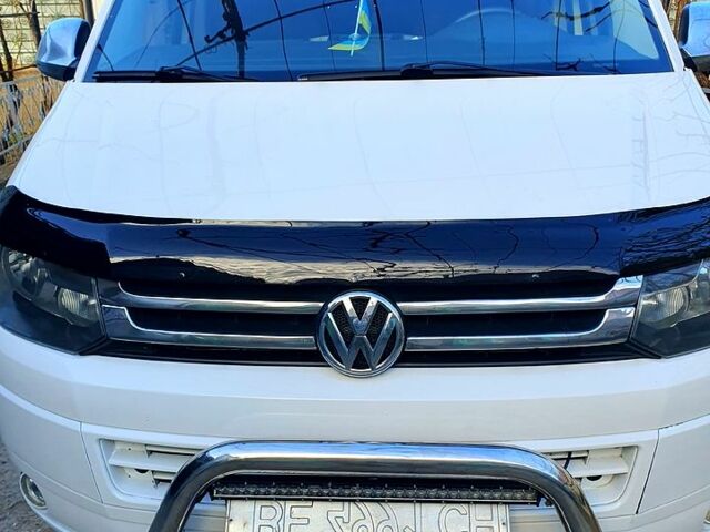 Белый Фольксваген Transporter, объемом двигателя 2 л и пробегом 287 тыс. км за 13750 $, фото 1 на Automoto.ua