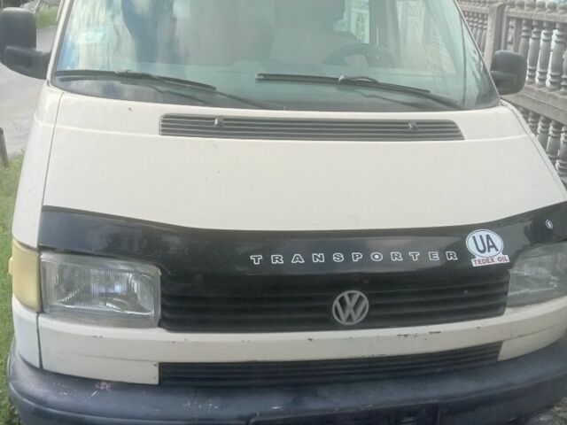 Бежевий Фольксваген Transporter, об'ємом двигуна 2 л та пробігом 380 тис. км за 3000 $, фото 1 на Automoto.ua