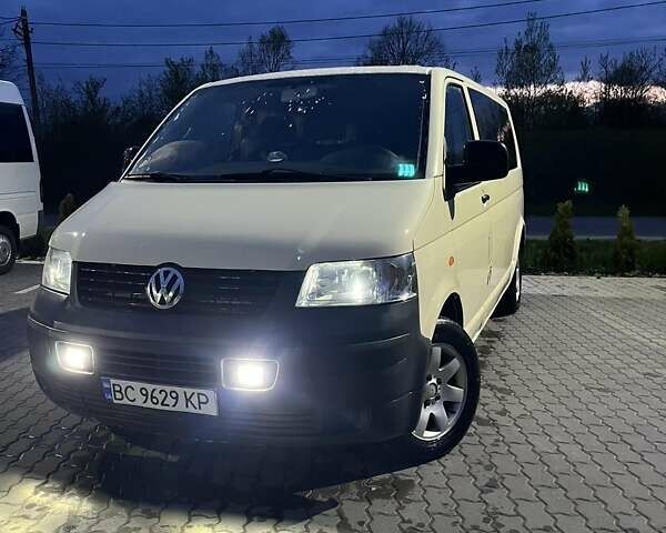 Бежевий Фольксваген Transporter, об'ємом двигуна 1.9 л та пробігом 456 тис. км за 6700 $, фото 1 на Automoto.ua